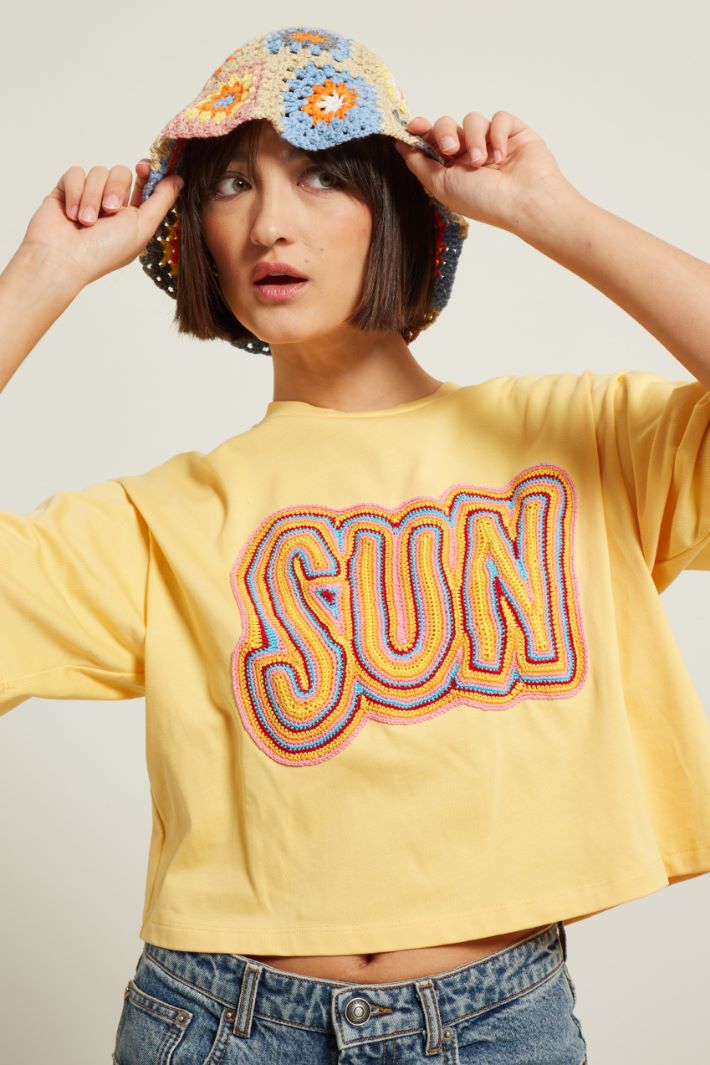 Cuffia lavorata all'uncinetto Fashion Market