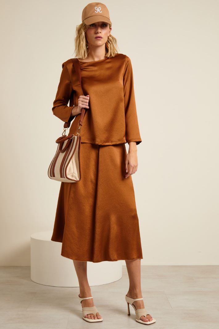 T-shirt in raso e jersey Fashion Market T-shirt in raso e jersey Fashion Market