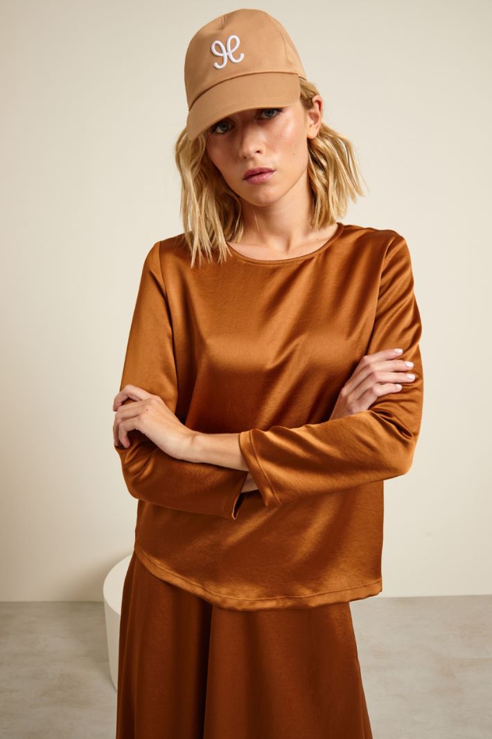 T-shirt in raso e jersey Fashion Market T-shirt in raso e jersey Fashion Market