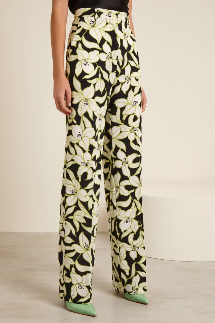 Pantaloni fluidi Fashion Market