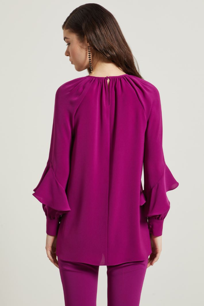 Blusa con volant Fashion Market