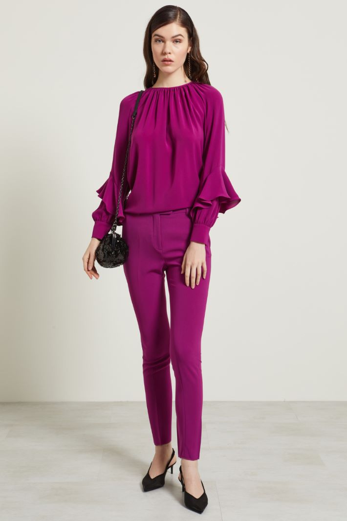 Blusa con volant Fashion Market