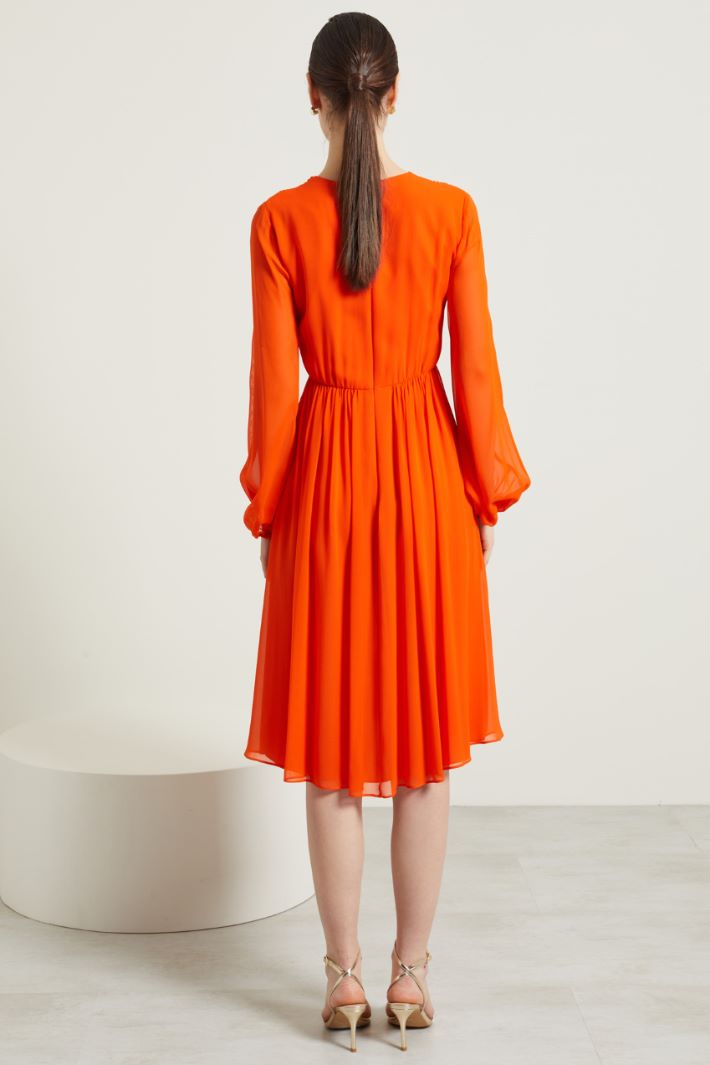 Abito con scollo incrociato Fashion Market