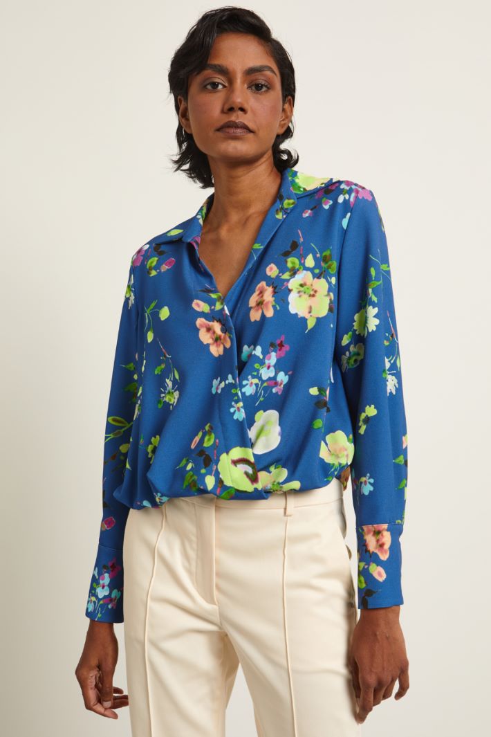 Blusa con incrocio Fashion Market