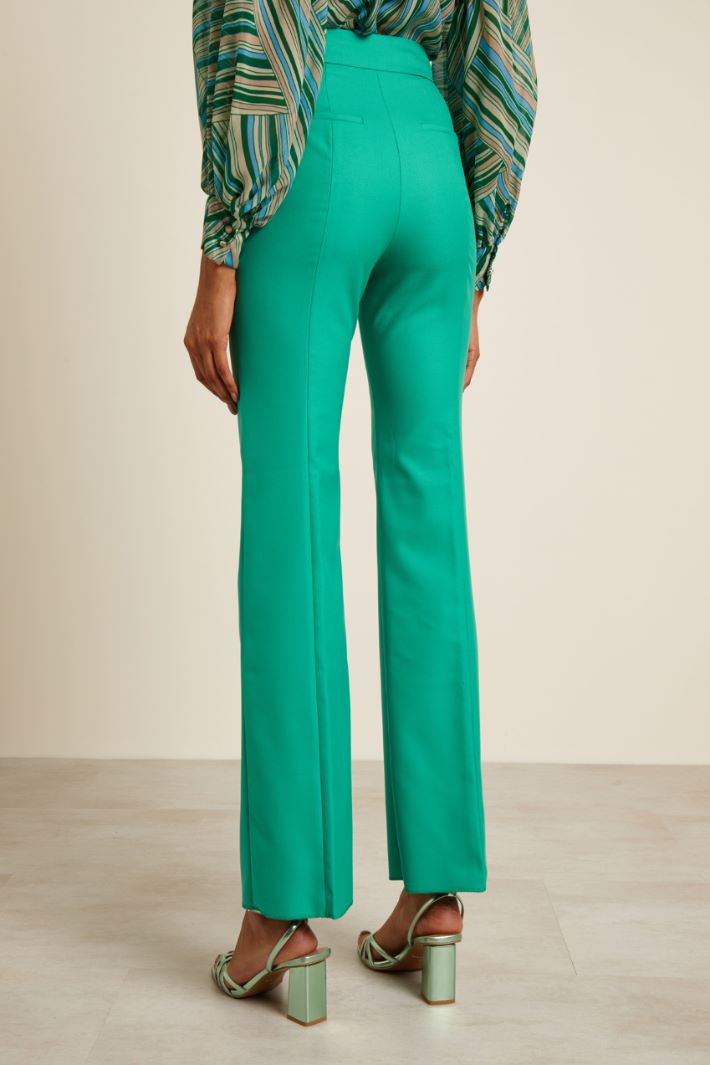 Pantaloni con piega Fashion Market