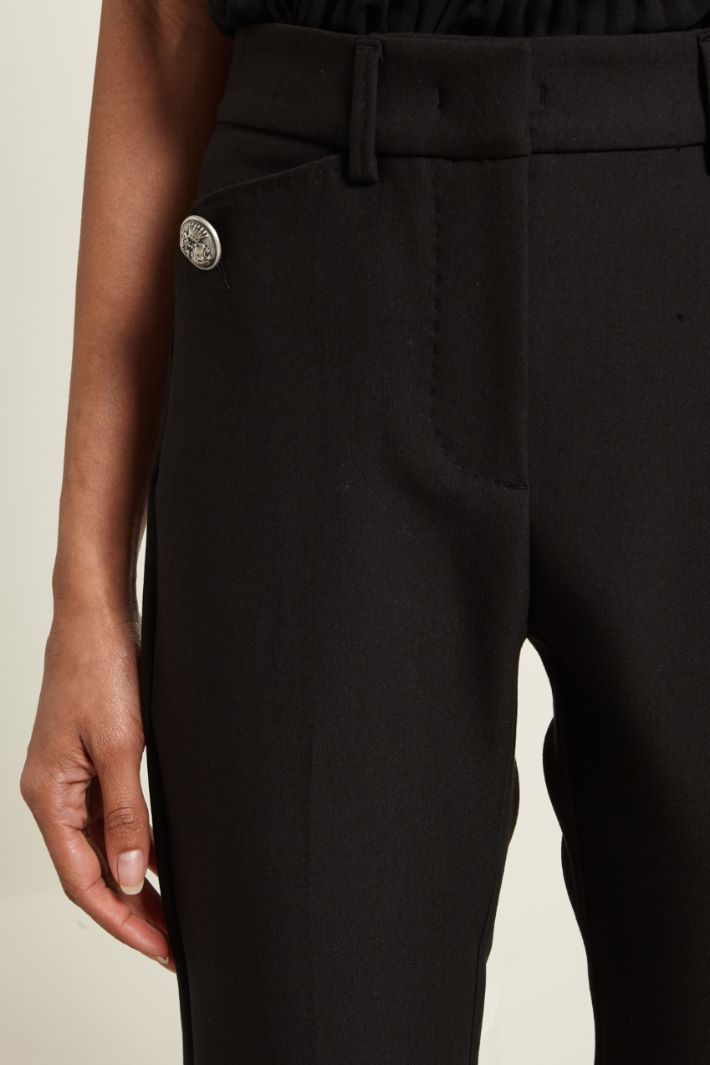 Pantaloni con bottoni Fashion Market