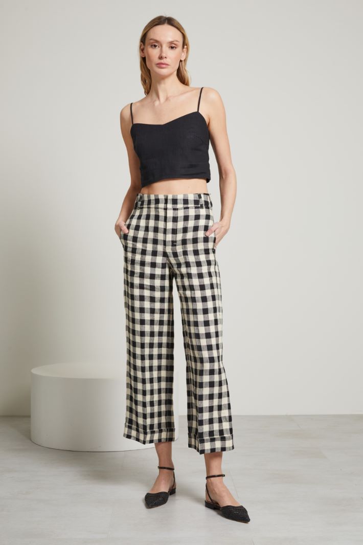 Top aderente in puro lino Fashion Market