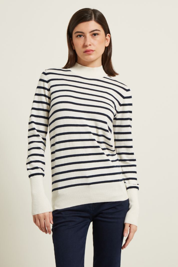 Maglia con collo montante Fashion Market