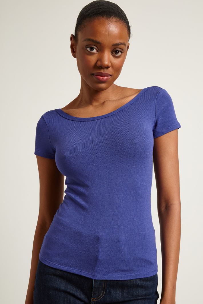 T-shirt aderente Fashion Market