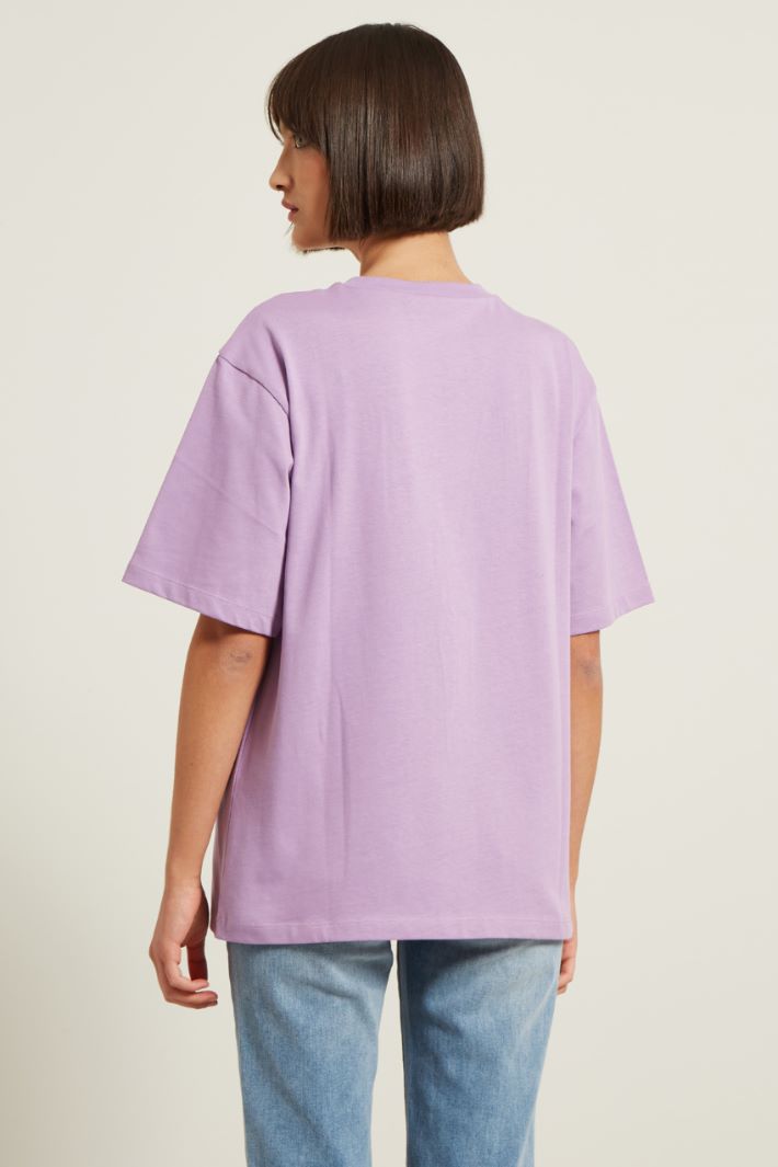 T-shirt con motivo a uncinetto Fashion Market T-shirt con motivo a uncinetto Fashion Market