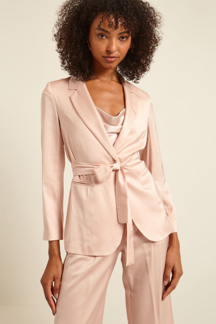 Blazer in raso con cintura Fashion Market
