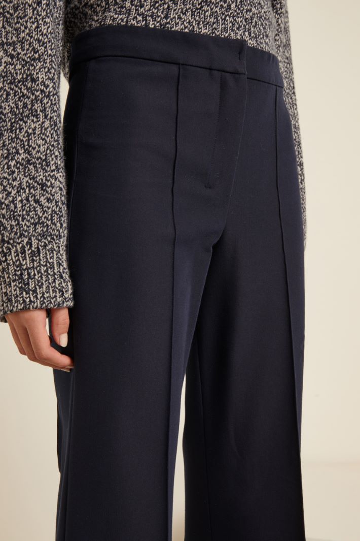 Pantaloni cropped stretch Fashion Market