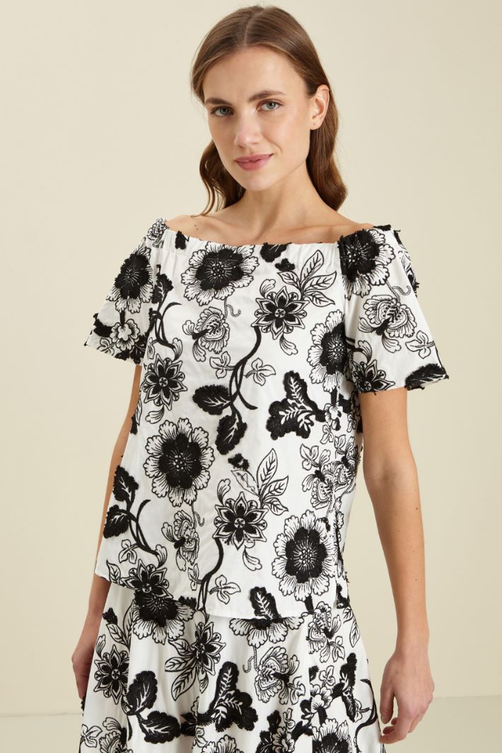 Top in cotone ricamato Fashion Market - 2