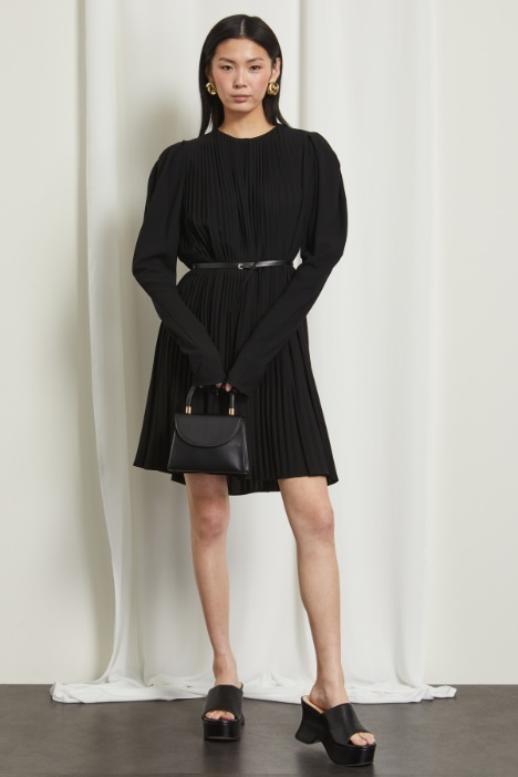 Abito corto con plissé  Fashion Market