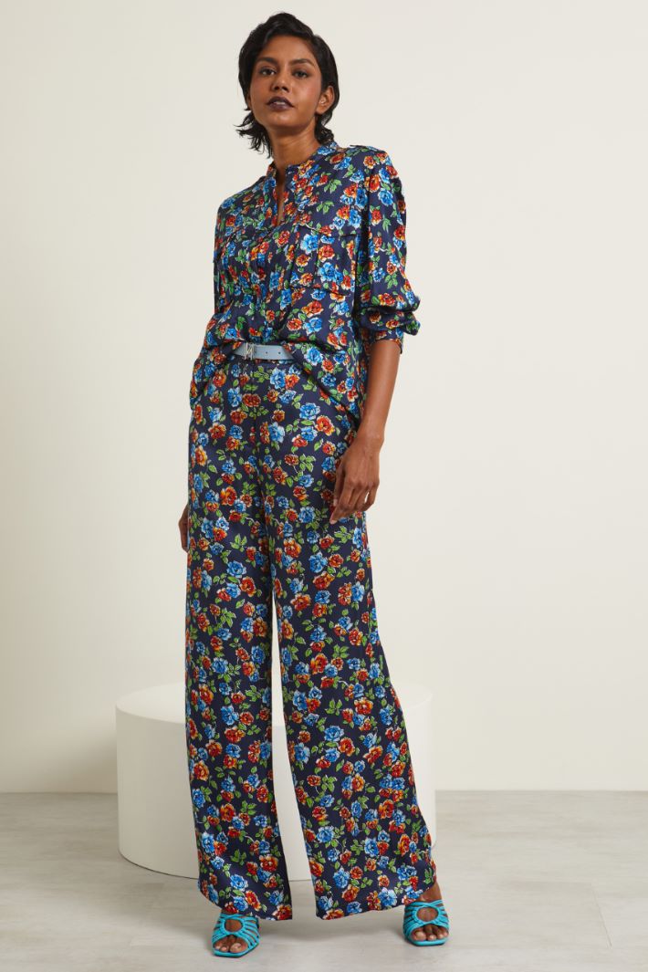 Blusa in raso  - BLU SCURO VERDE - Fashion Market
