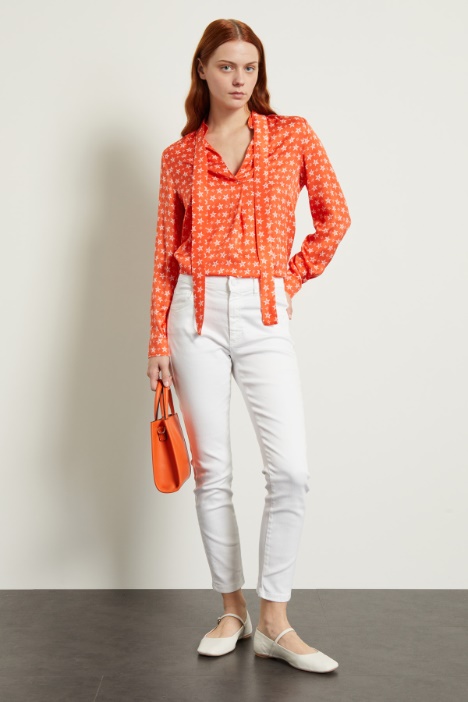 Blusa con collo a foulard Fashion Market