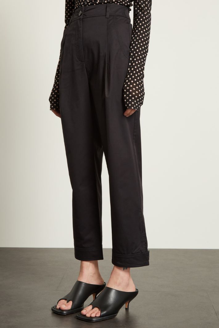 Pantaloni carrot in levantina - NERO - Fashion Market - 2