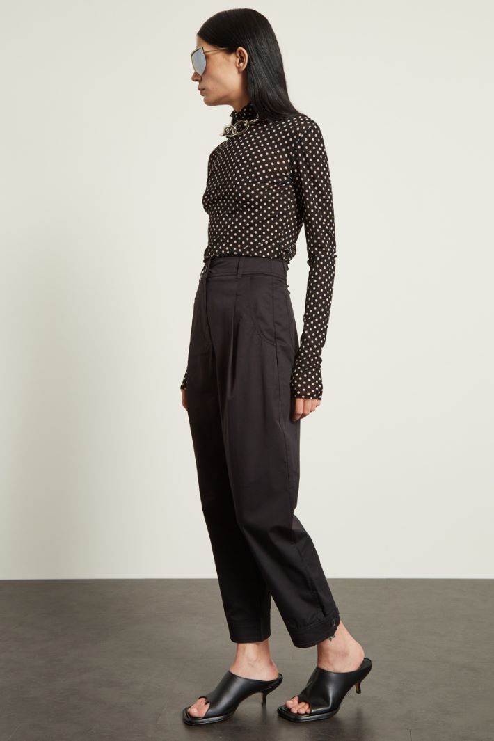Pantaloni carrot in levantina - NERO - Fashion Market