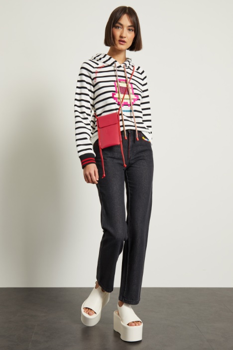 Jeans con ricami a contrasto Fashion Market