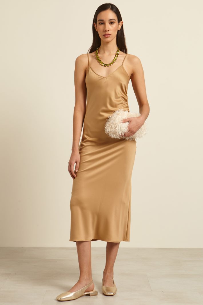 Abito lungo in raso fluido Fashion Market
