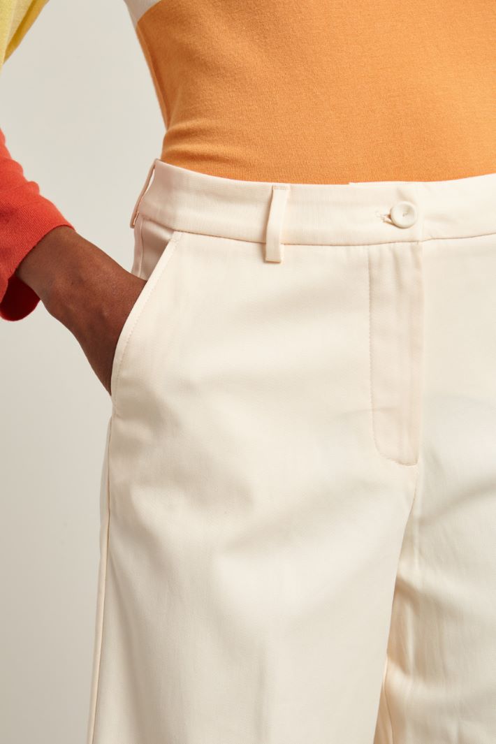 Pantaloni cropped  Fashion Market - 3