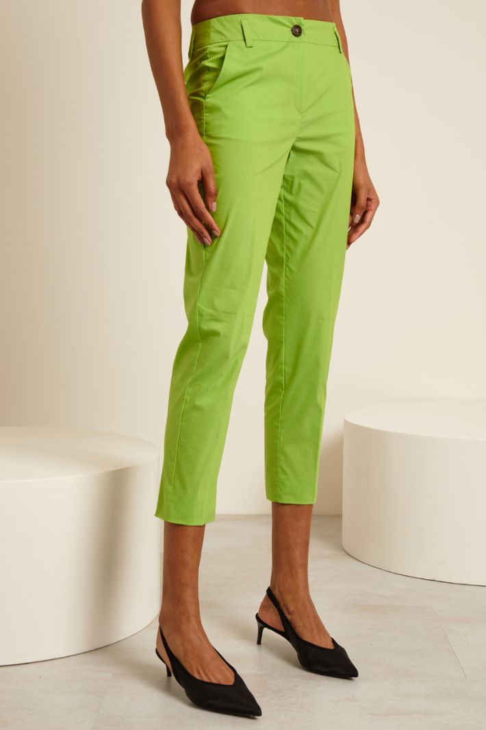 Pantaloni chino in cotone - VERDE MELA - Fashion Market - 2