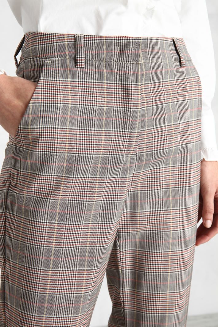 Pantaloni sigaretta tinto filo - NERO BIANCO ROSSO - Fashion Market - 3