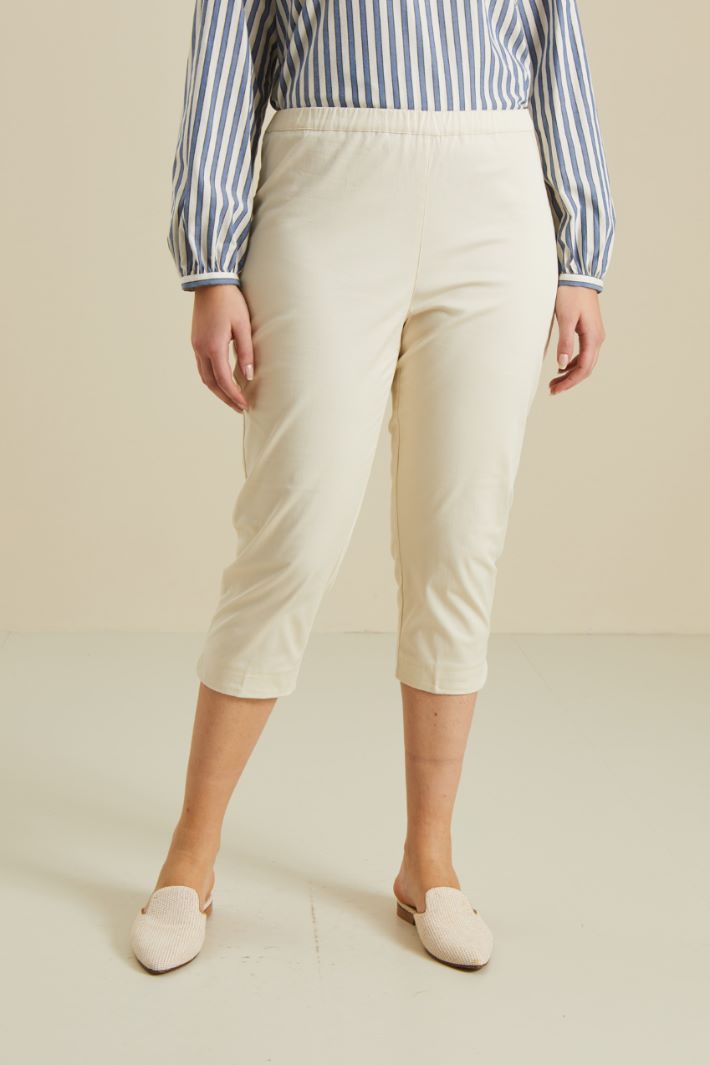 Pantaloni capri in cotone - BURRO - Fashion Market - 2