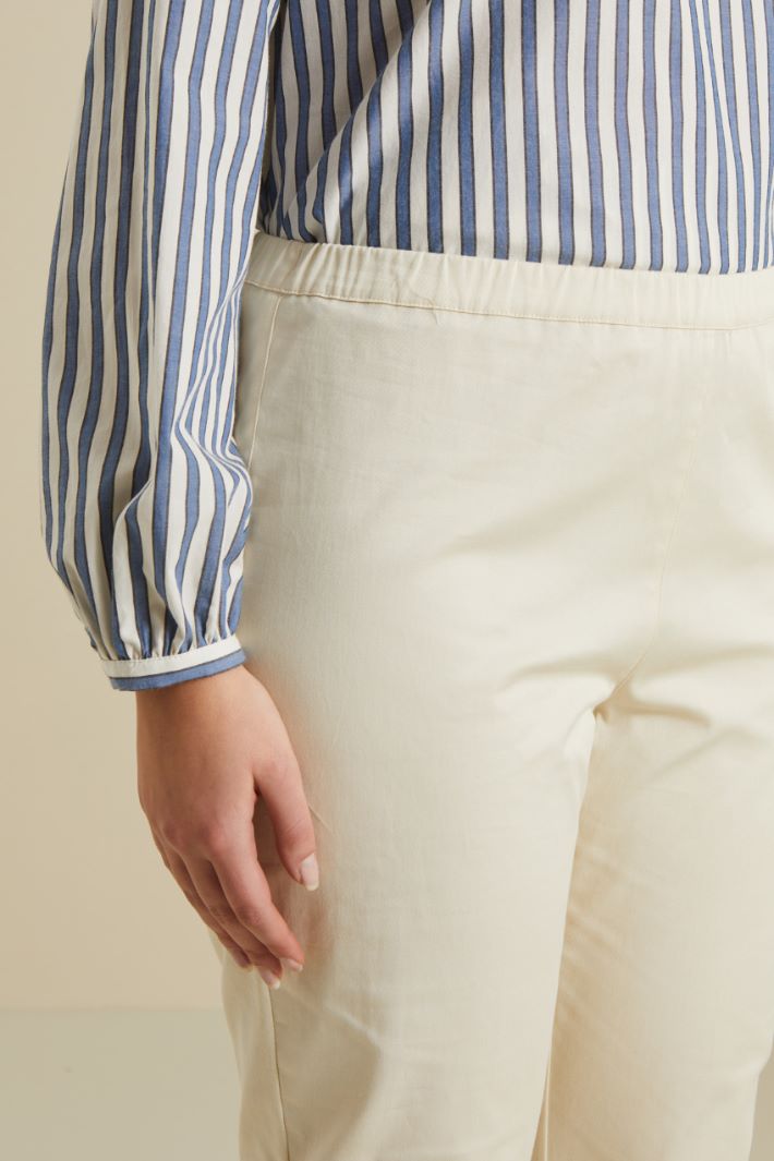Pantaloni capri in cotone - BURRO - Fashion Market - 3