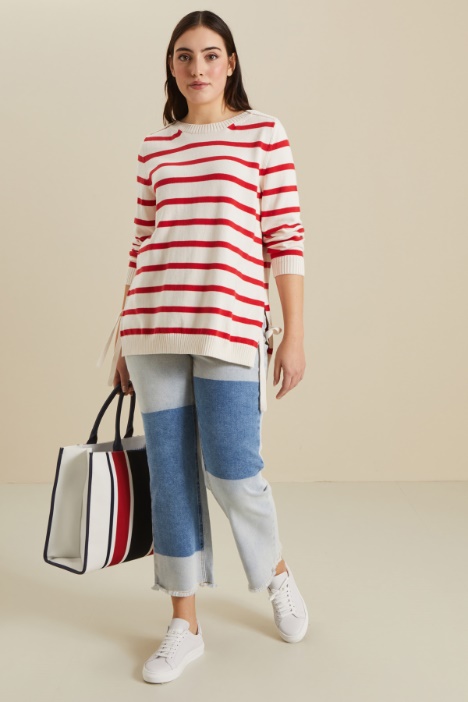 Jeans in denim Fashion Market