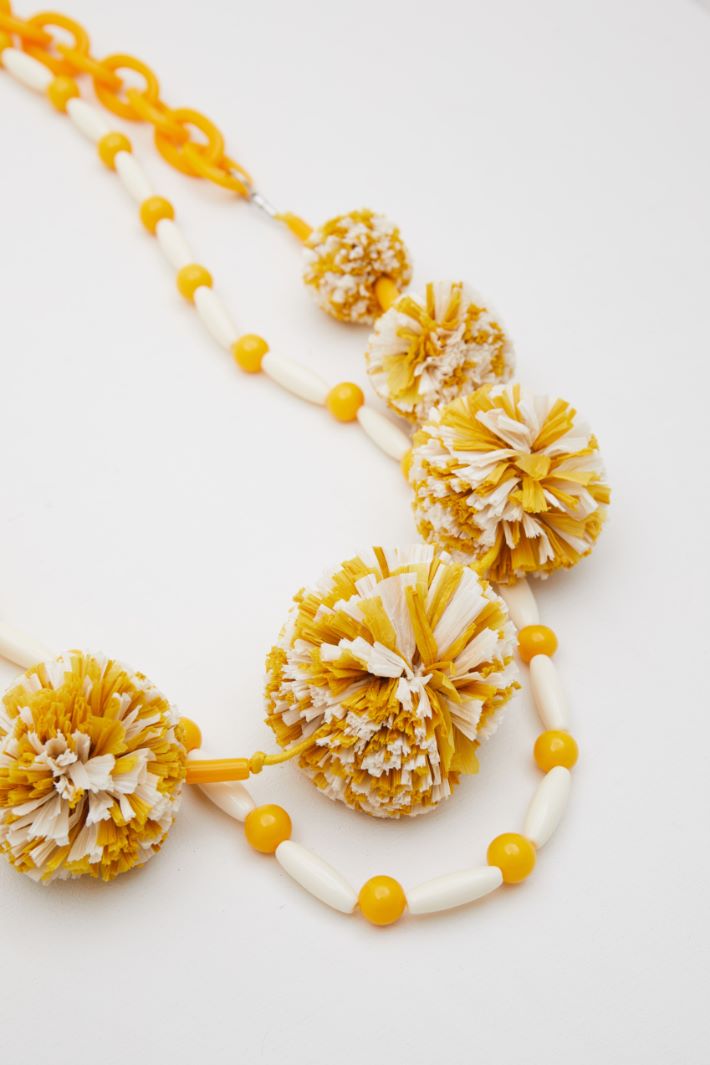 Collana con pon pon in rafia - GIALLO BIANCO - Fashion Market - 2