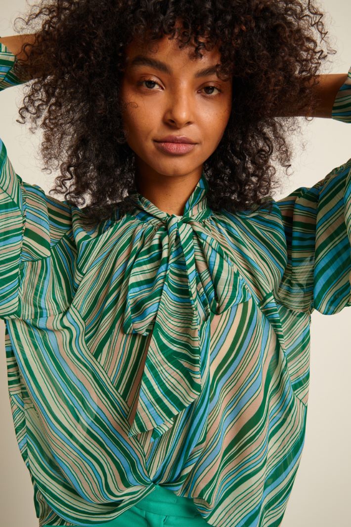 Blusa con collo a foulard - AZZURRO VERDE BEIGE - Fashion Market - 3