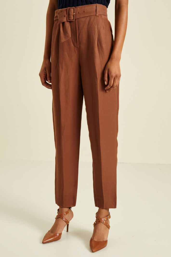 Pantaloni carrot in lino Fashion Market - 2