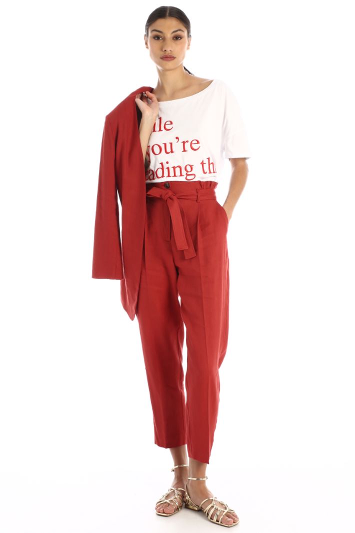 Pantaloni carrot con cintura - ROSSO - Fashion Market