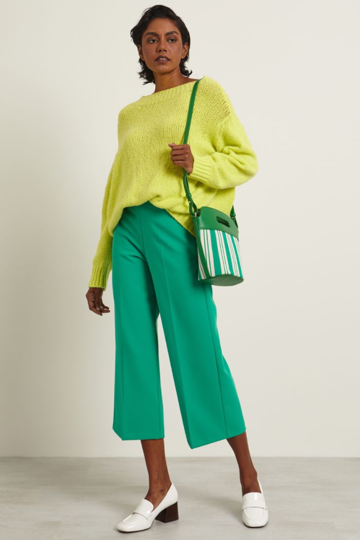 Pantaloni cropped flare - VERDE SMERALDO - Fashion Market