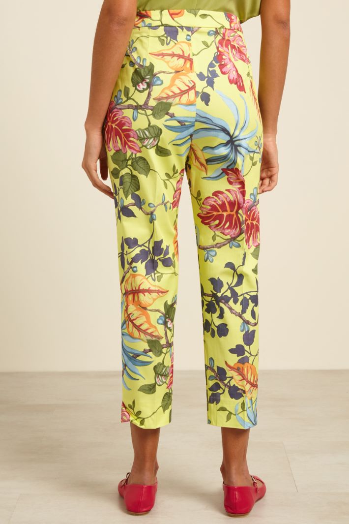 Pantaloni capri in gabardina - VERDE LIME AZZURRO - Fashion Market - 4