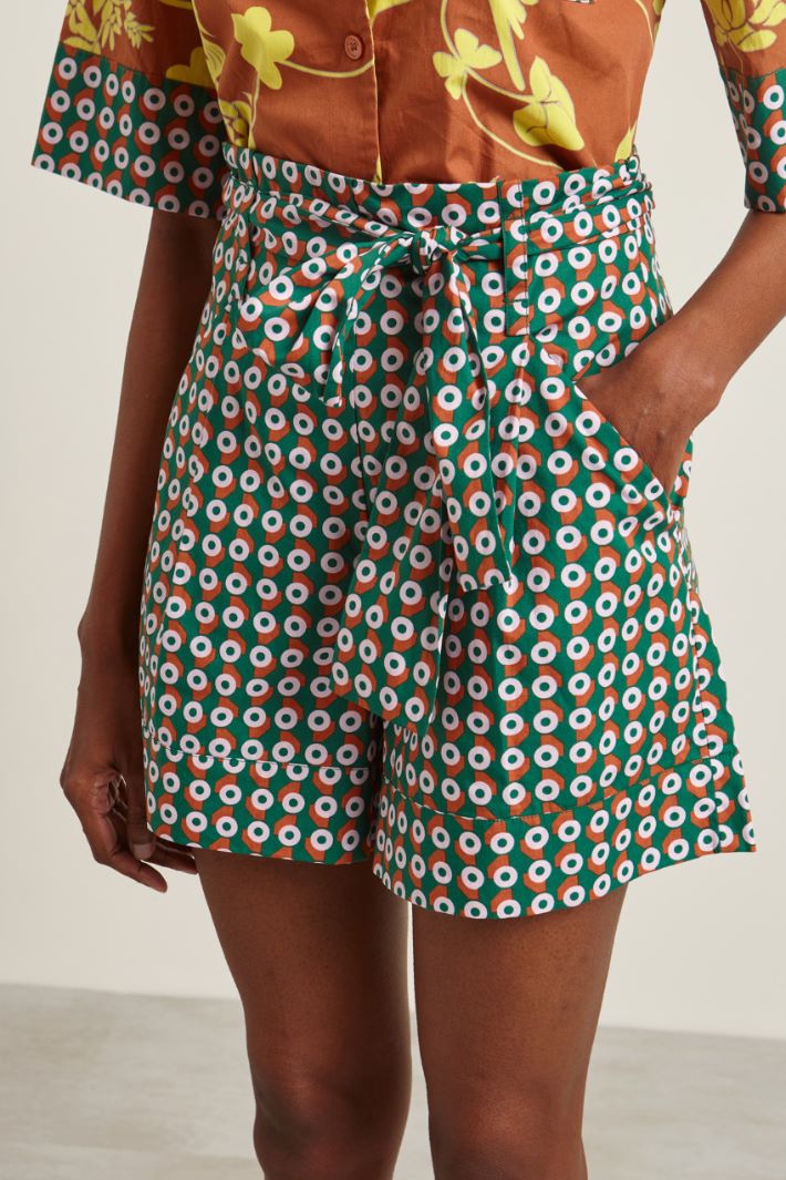 Shorts con cintura Fashion Market - 3