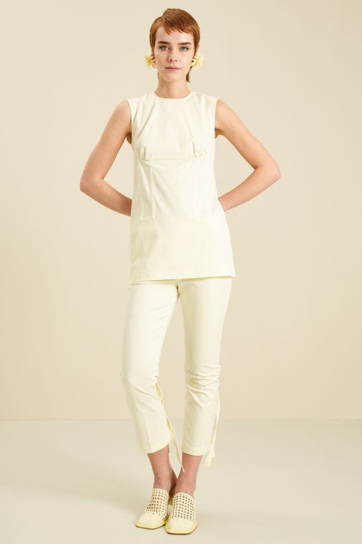 Top smanicato Fashion Market