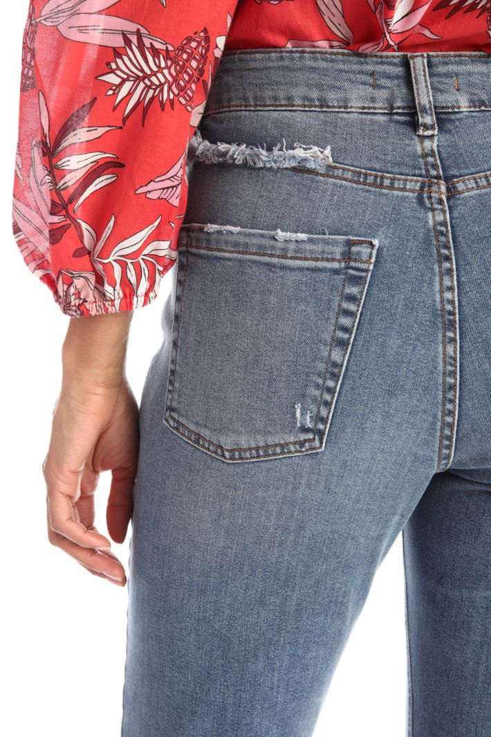 Jeans con orlo sfrangiato - AZZURRO DENIM - Fashion Market - 3