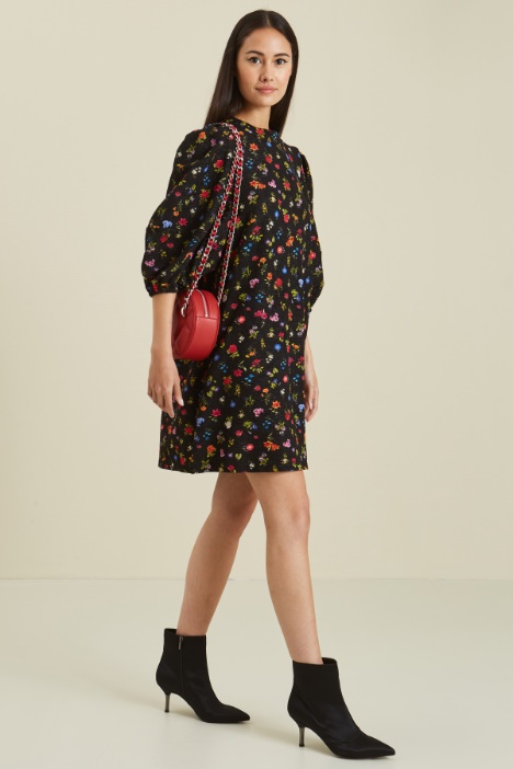 Abito con maniche a palloncino Fashion Market