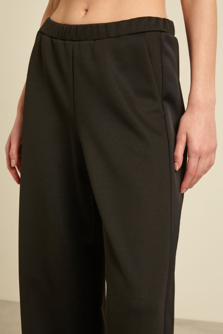 Pantaloni a palazzo in jersey tecnico - NERO - Fashion Market - 3