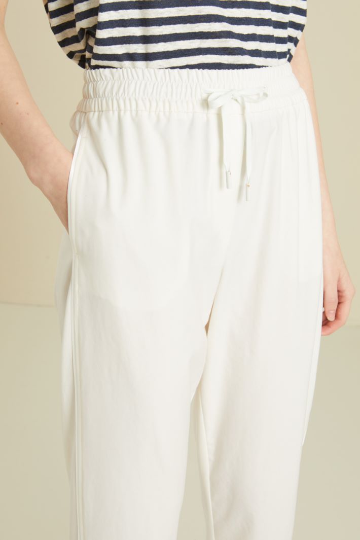 Pantaloni jogger con piping - BIANCO - Fashion Market - 3