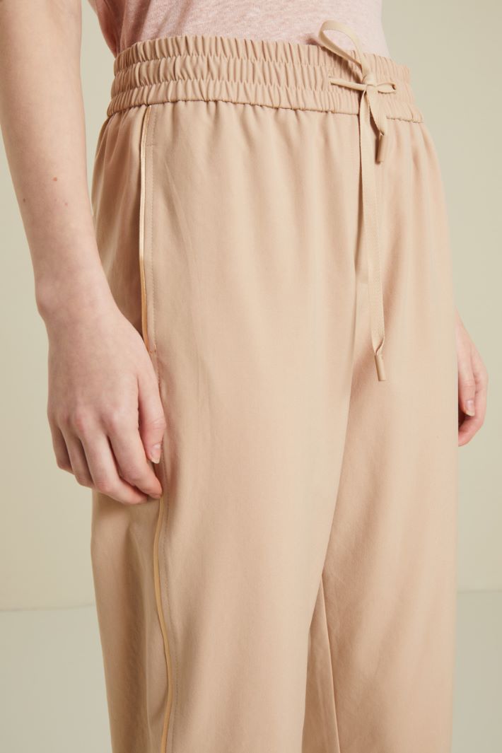 Pantaloni jogger con piping - NOCCIOLA - Fashion Market - 3