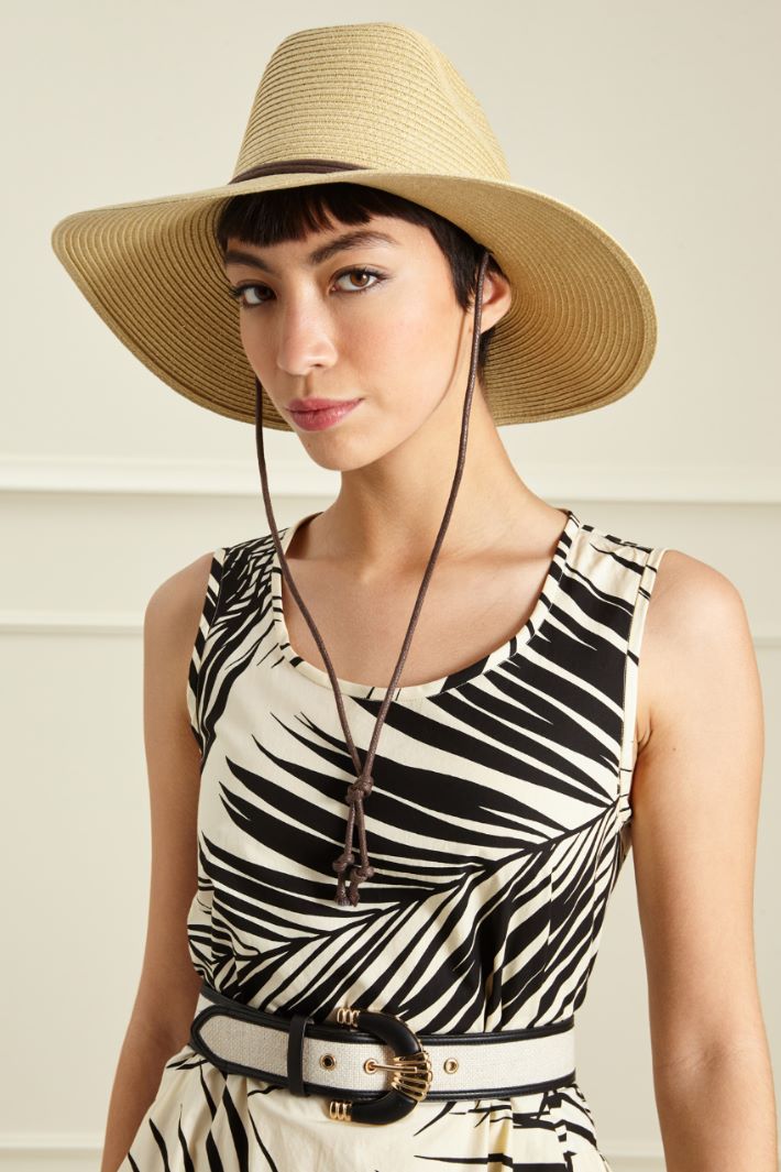 Cappello con cordino Fashion Market - 2
