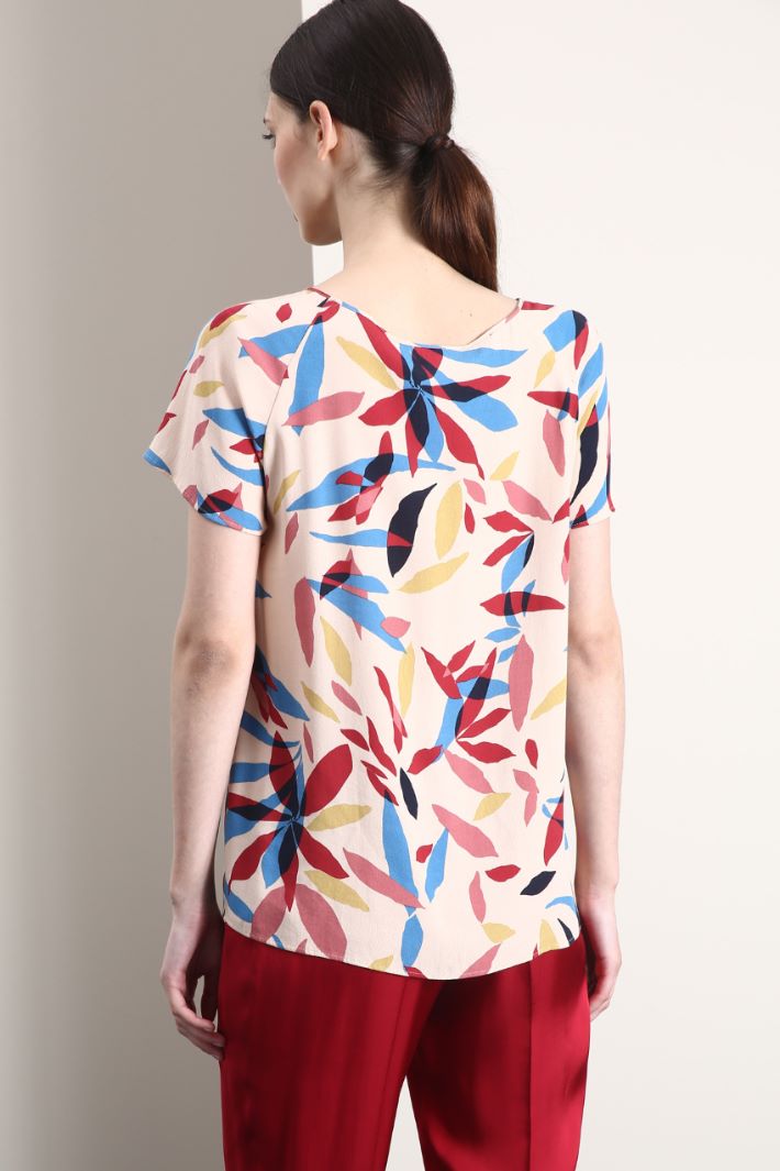Top in crepé stampata - SABBIA - Fashion Market - 2