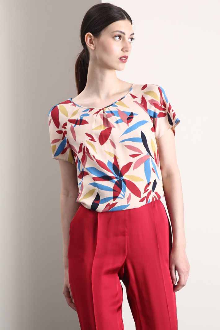 Top in crepé stampata - SABBIA - Fashion Market
