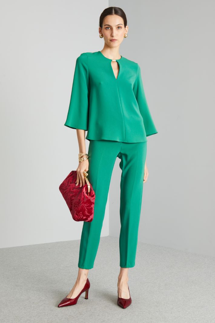Blusa con passante in metallo - VERDE SMERALDO - Fashion Market