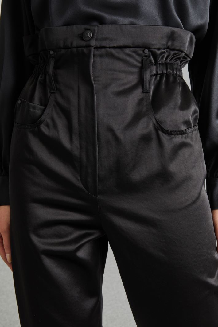 Pantaloni a vita alta in raso - NERO - Fashion Market - 3