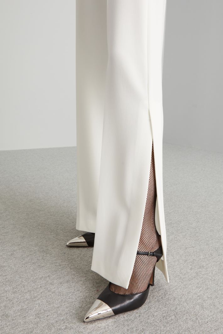 Pantaloni con spacchi al fondo - BIANCO - Fashion Market - 3
