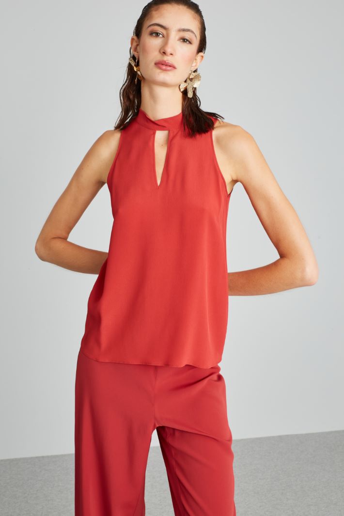 Top con apertura a goccia - ROSSO FRAGOLA - Fashion Market - 2